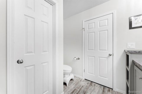 Tiny photo for 5846 Balfour Avenue, Allen Park City, MI 48101 (MLS # 20261084892)