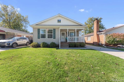 Photo of 5846 Balfour Avenue, Allen Park City, MI 48101 (MLS # 20261084892)