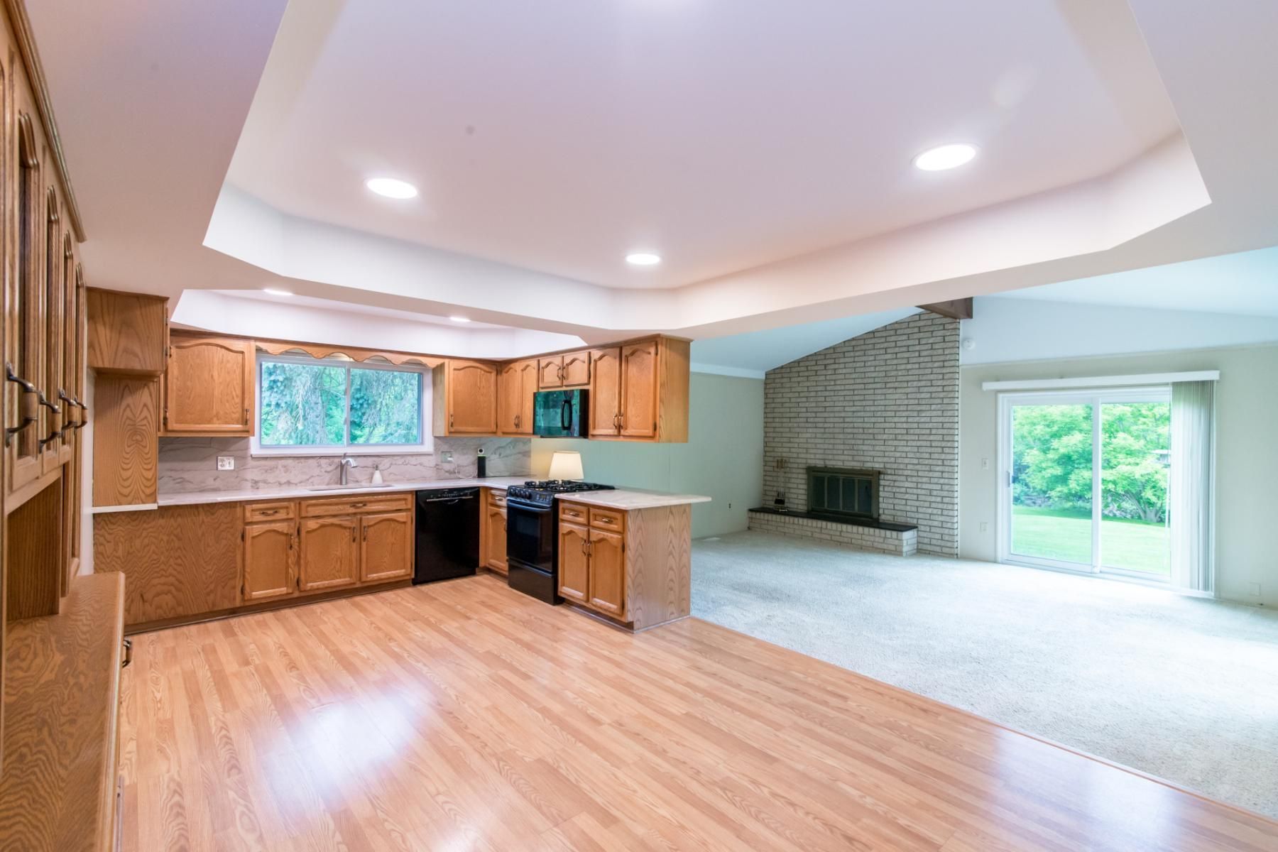 6279 WALKER Court