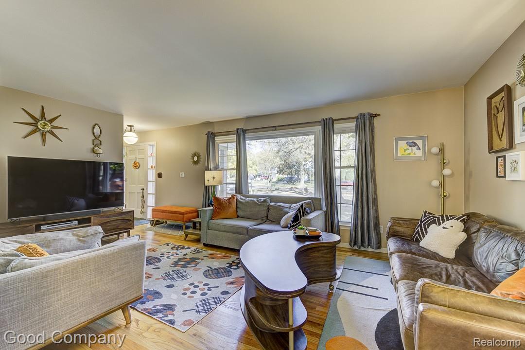 30261 Buckingham Street