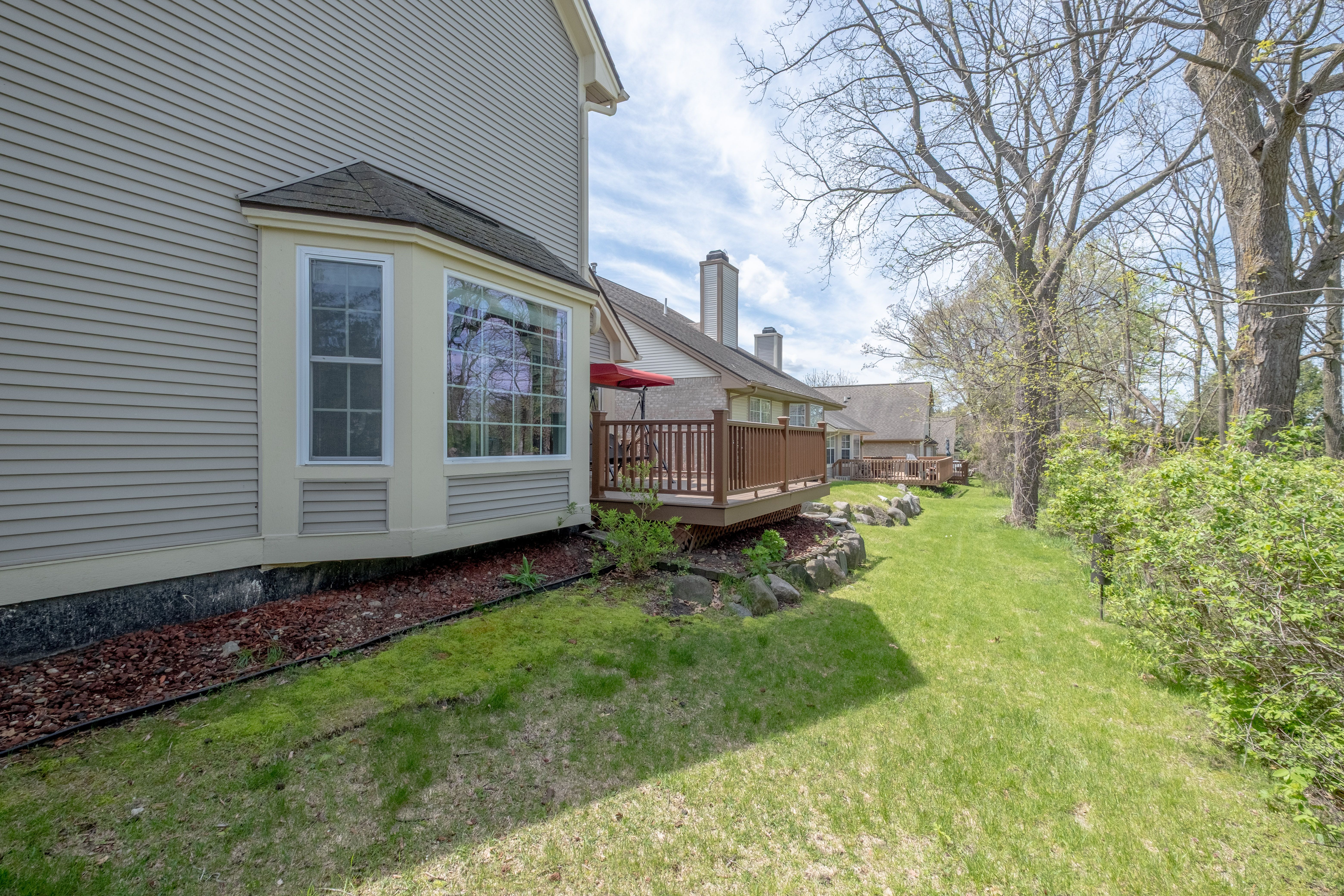 902 WHISPERWOOD Drive