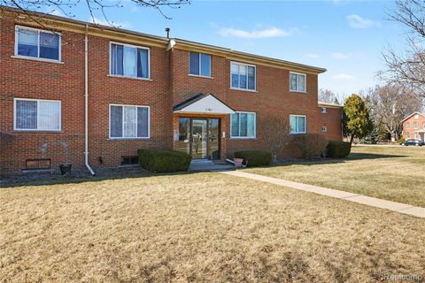 31805 Kelly Road 25 Fraser City MI 48026