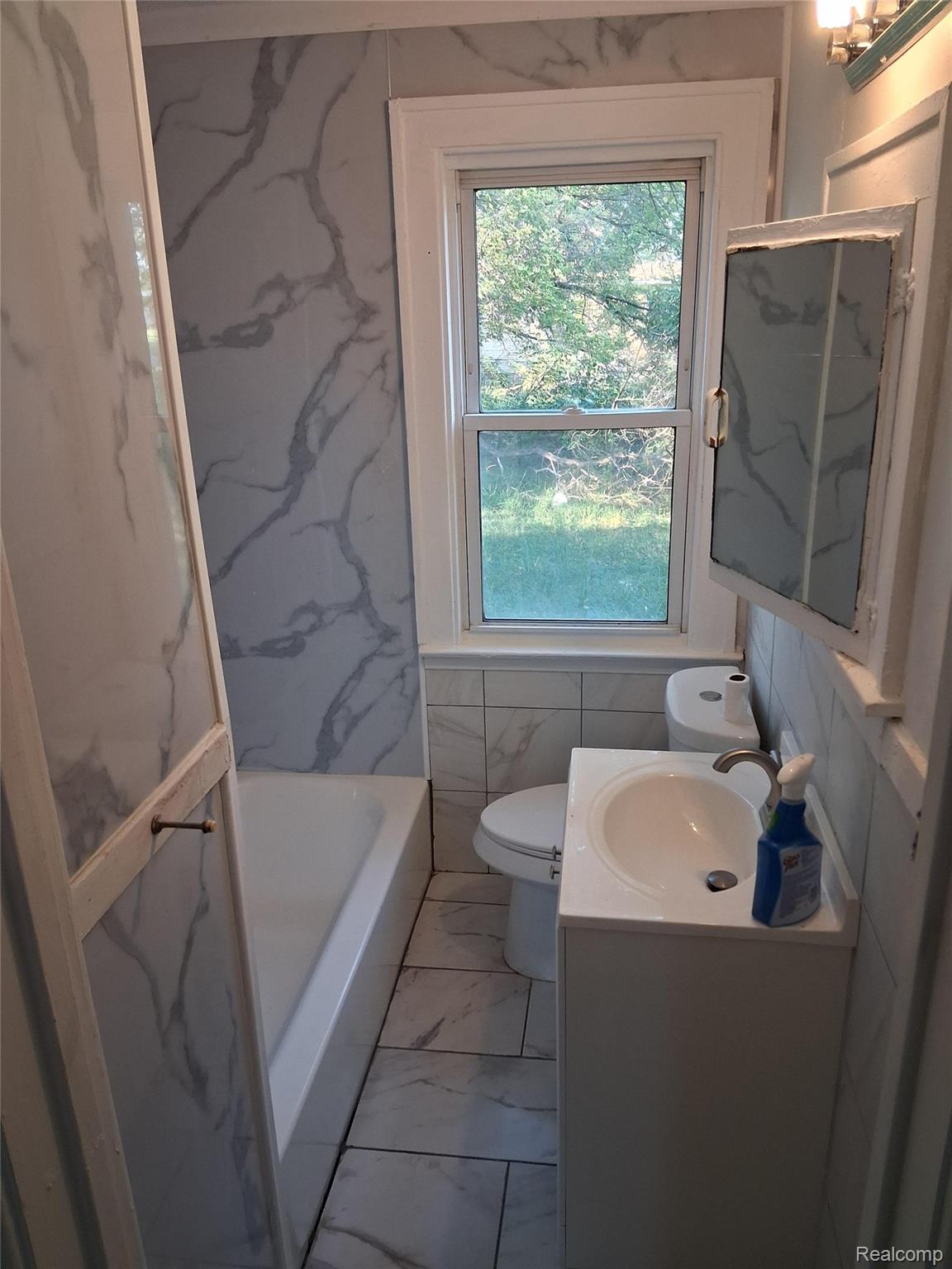 19673 Irvington Street