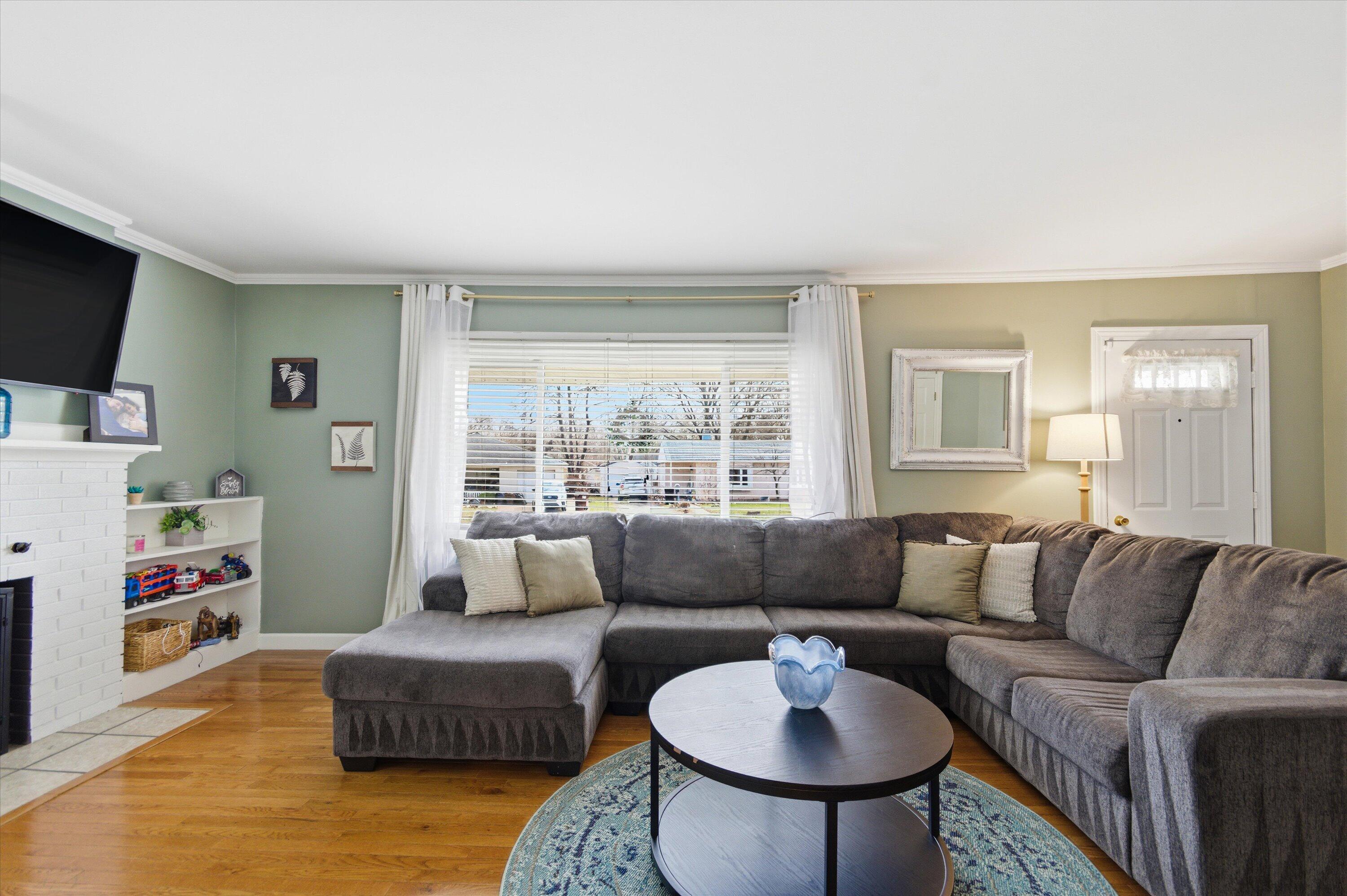 758 Parkway The Street