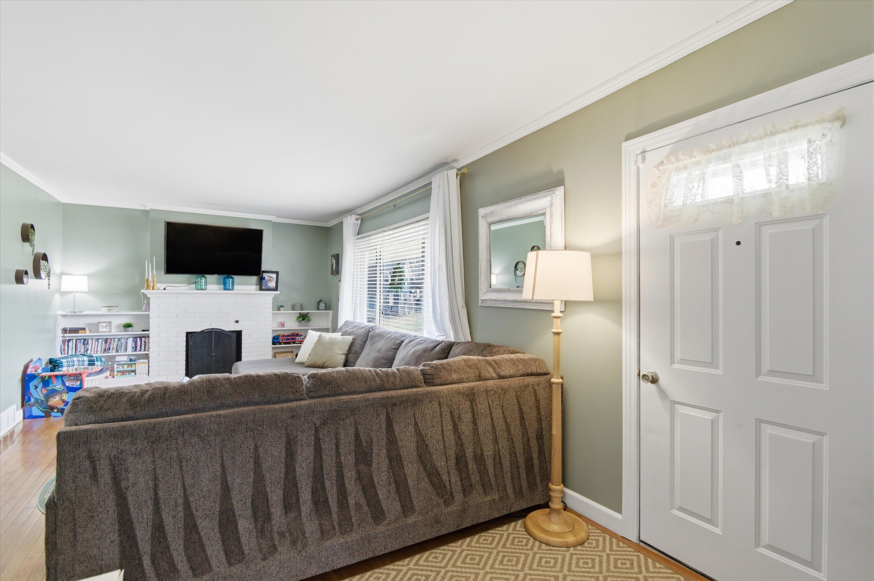 758 Parkway The Street