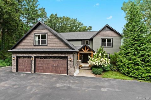 Photo of 17360 Timber Creek, Rose Township, MI 48442 (MLS # 20251029814)