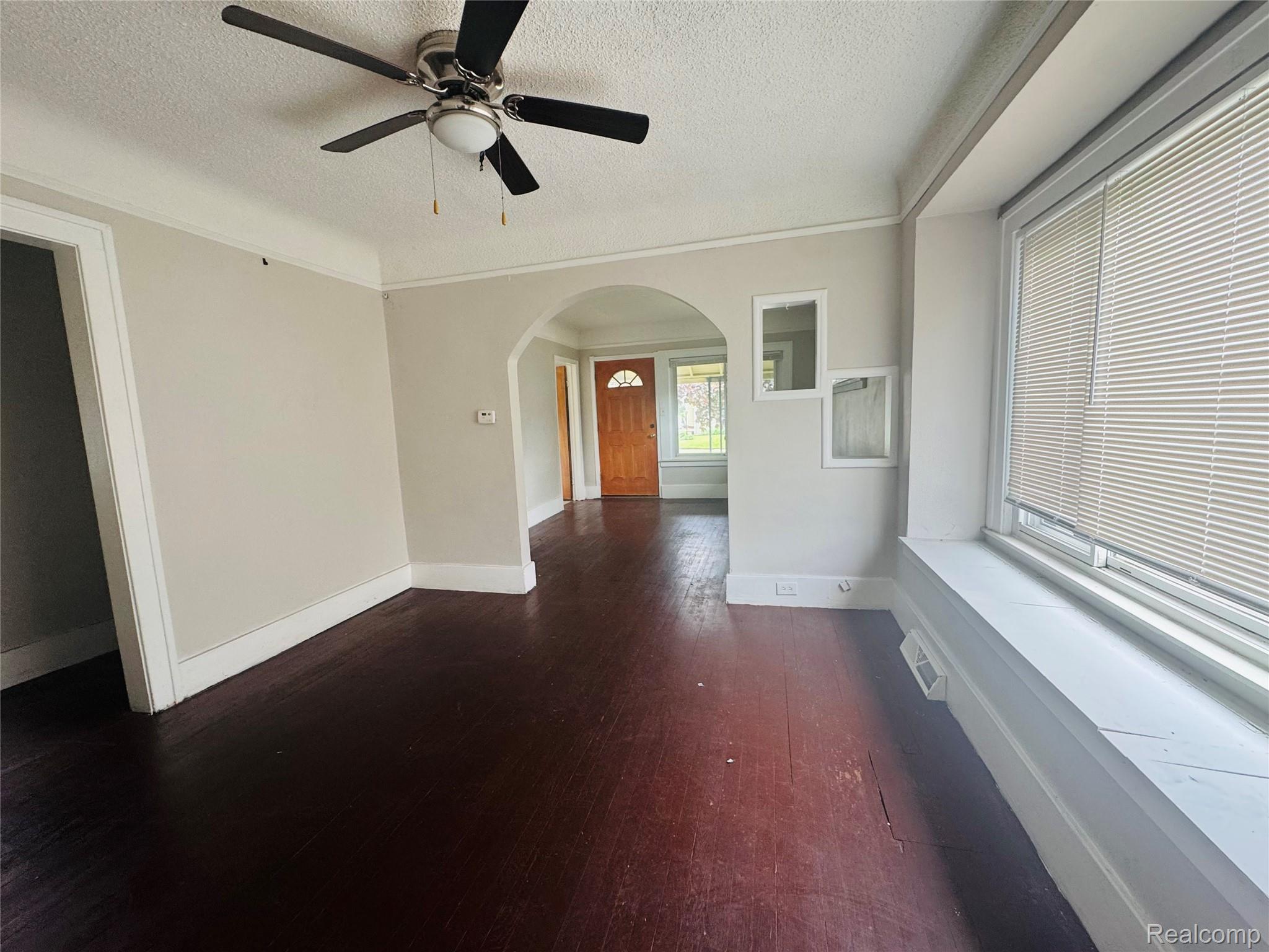 116 W Brooklyn Avenue