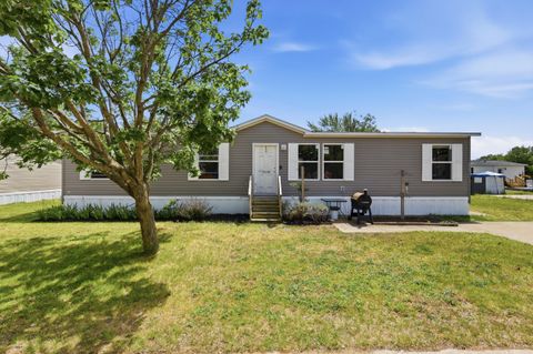 Photo of 14290 Newport Drive, Olive Township, MI 49460 (MLS # 71026025112)