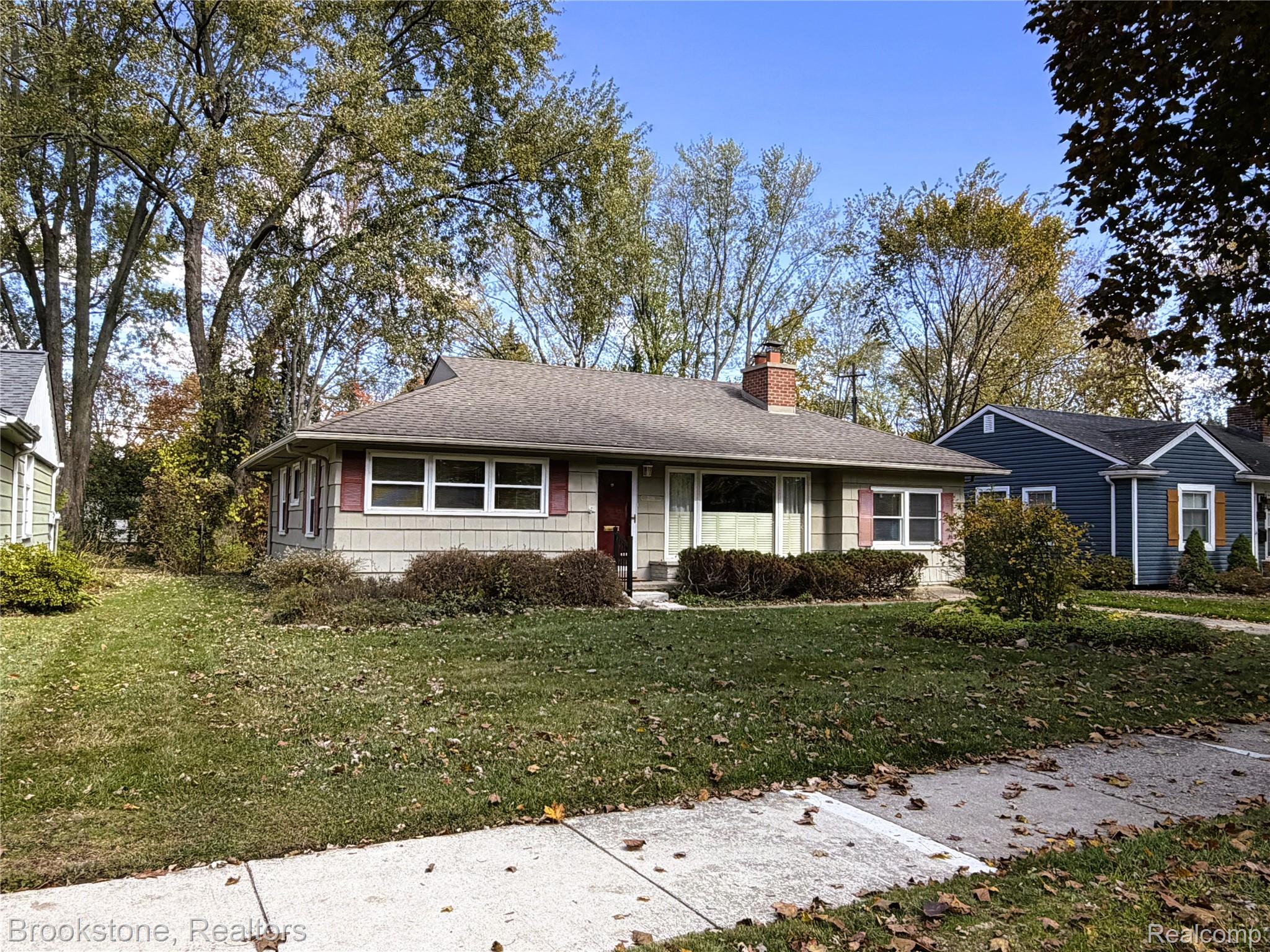 15588 Kirkshire Avenue