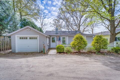 9055 CLINTON Street Rose Township Oakland MI 48442