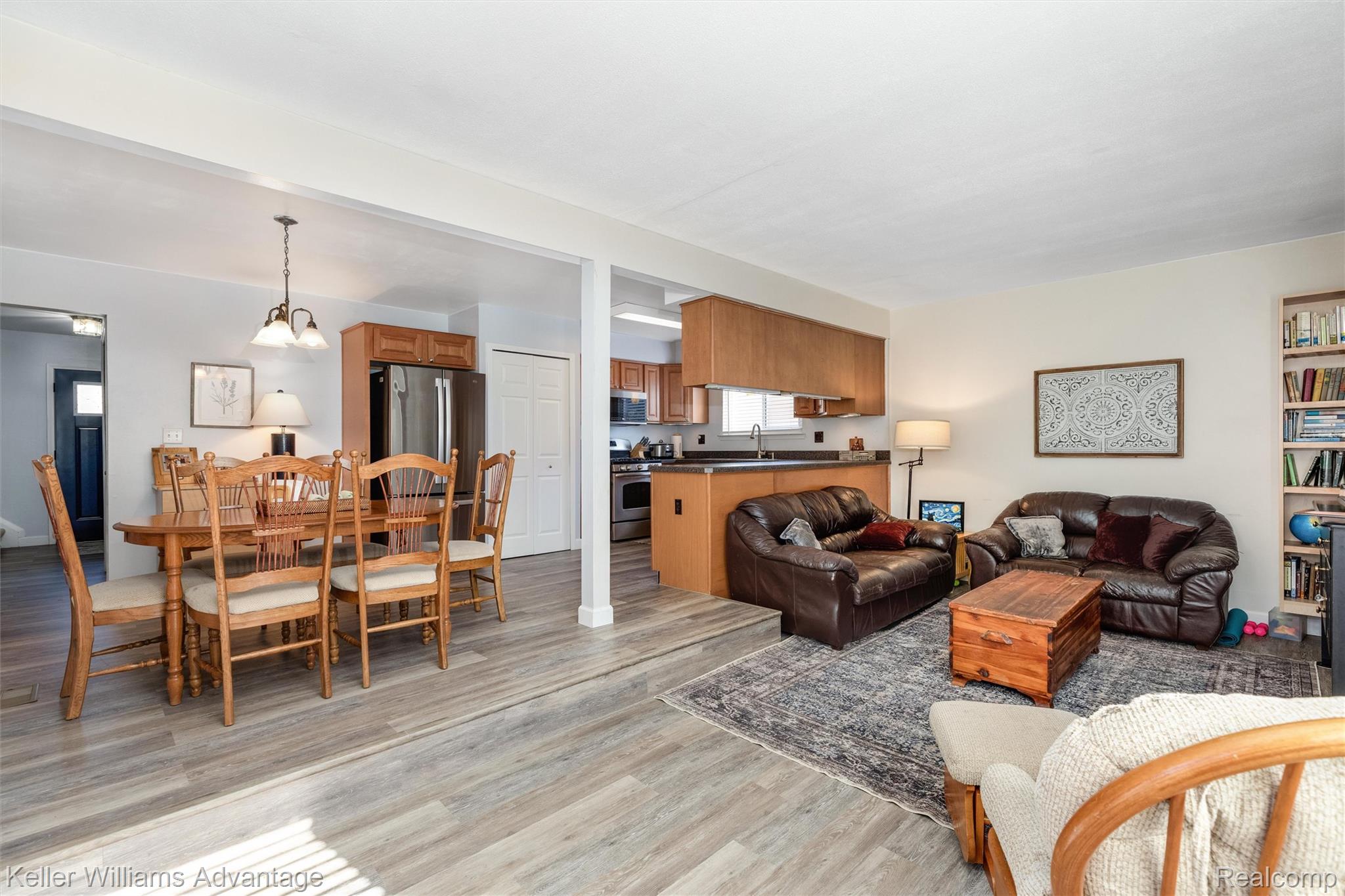 6687 Devonshire Drive