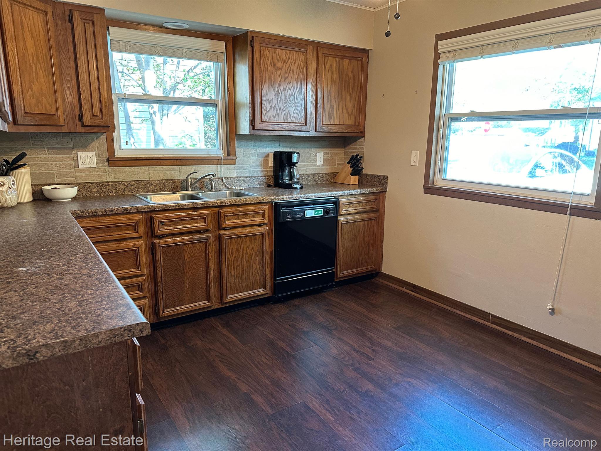 27399 BRETTONWOODS Street