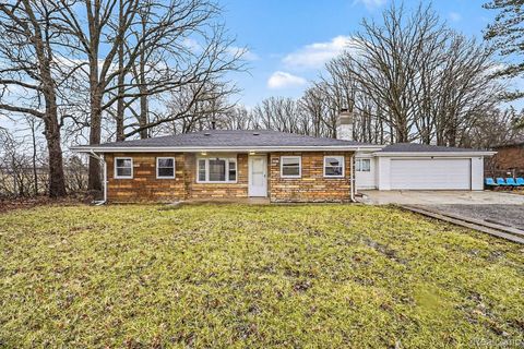 4267 Torrey Road Flint Charter Township MI 48507