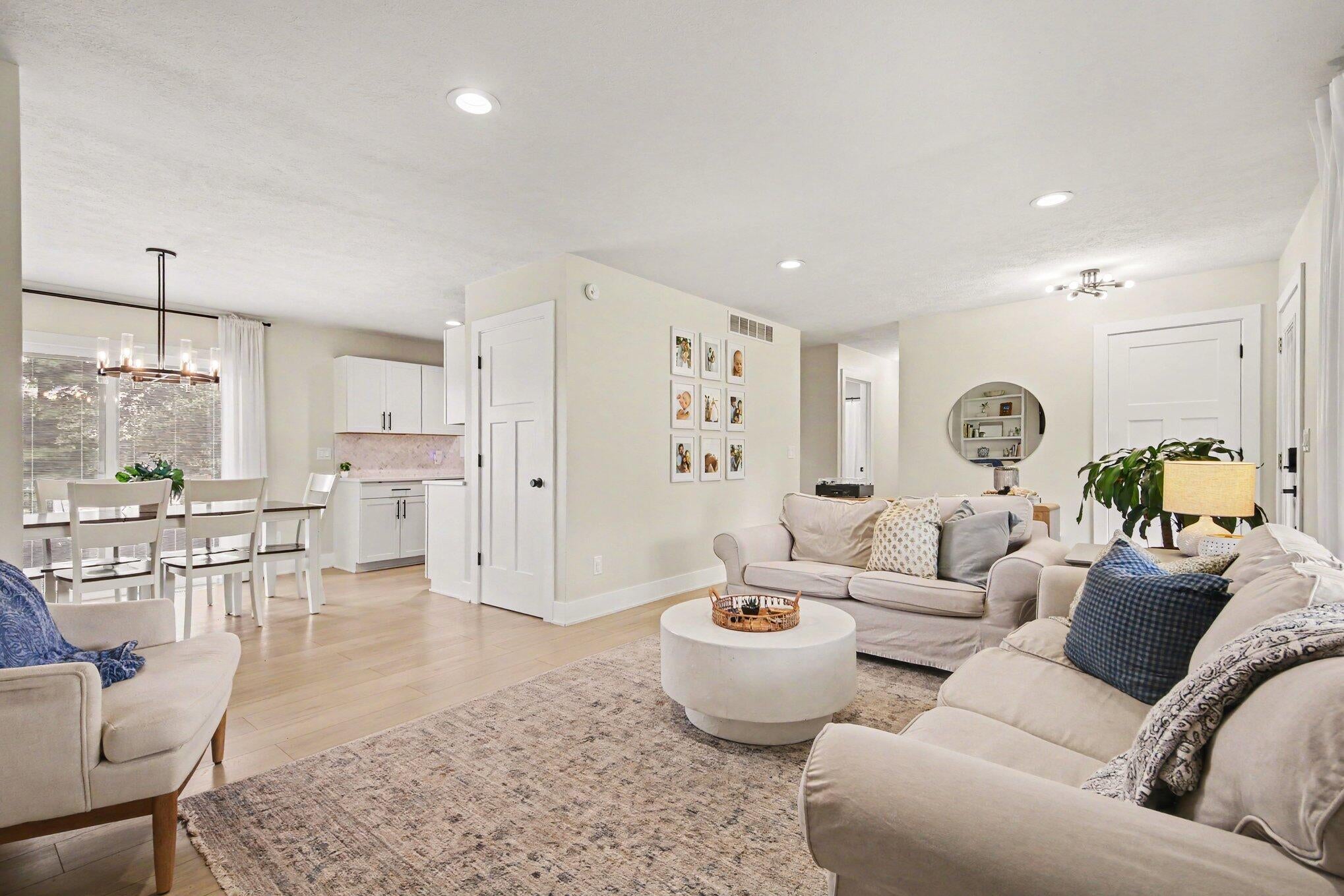 4318 Saturn Drive