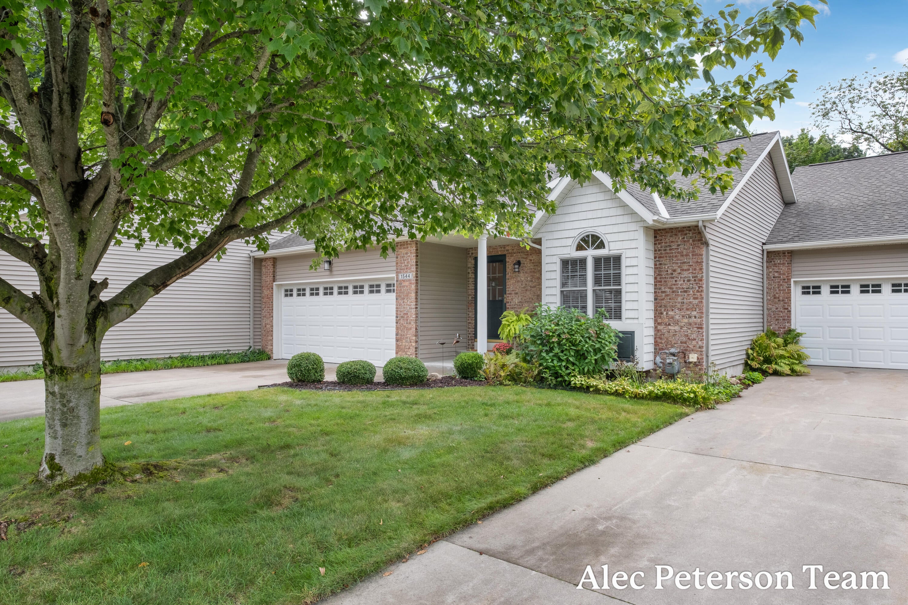 1544 Beechtree Commons