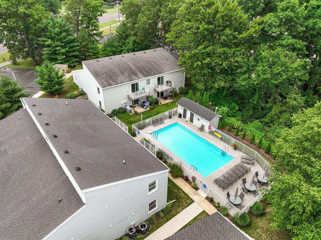 1000 W Buffalo Street 30