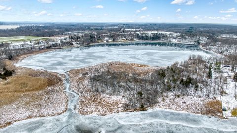 Tiny photo for 2037 Lake View Drive, Cambridge Township, MI 49230 (MLS # 55025062405)