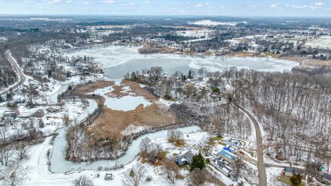 Tiny photo for 2037 Lake View Drive, Cambridge Township, MI 49230 (MLS # 55025062405)