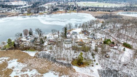 Tiny photo for 2037 Lake View Drive, Cambridge Township, MI 49230 (MLS # 55025062405)