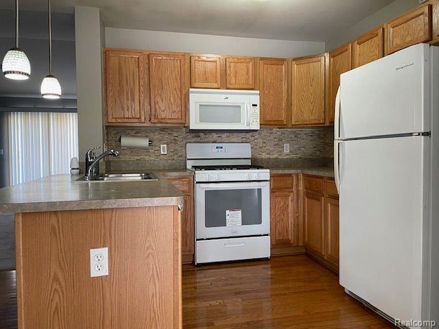 35000 MITCHELL Street