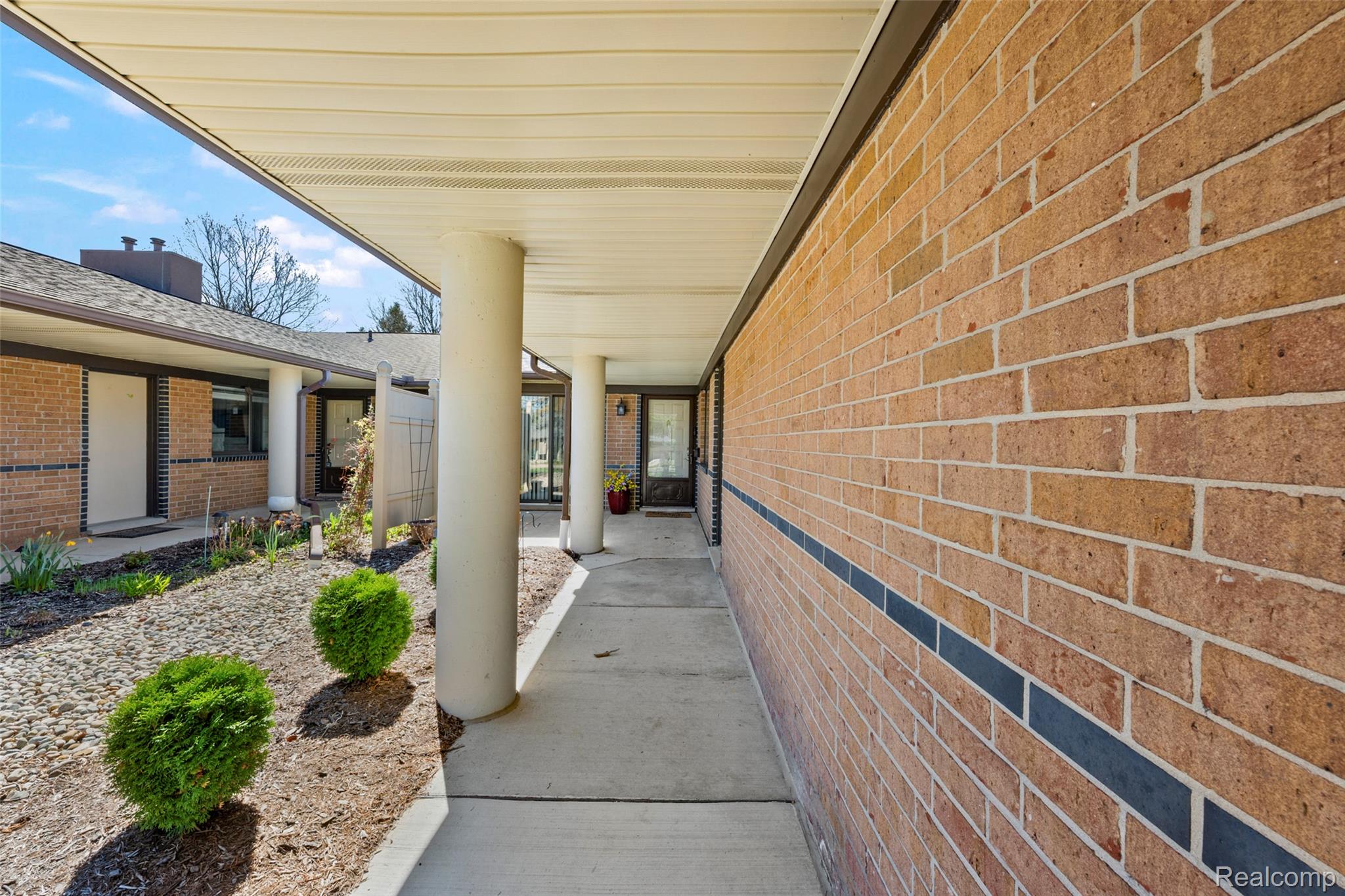 985 Wexford Way 34