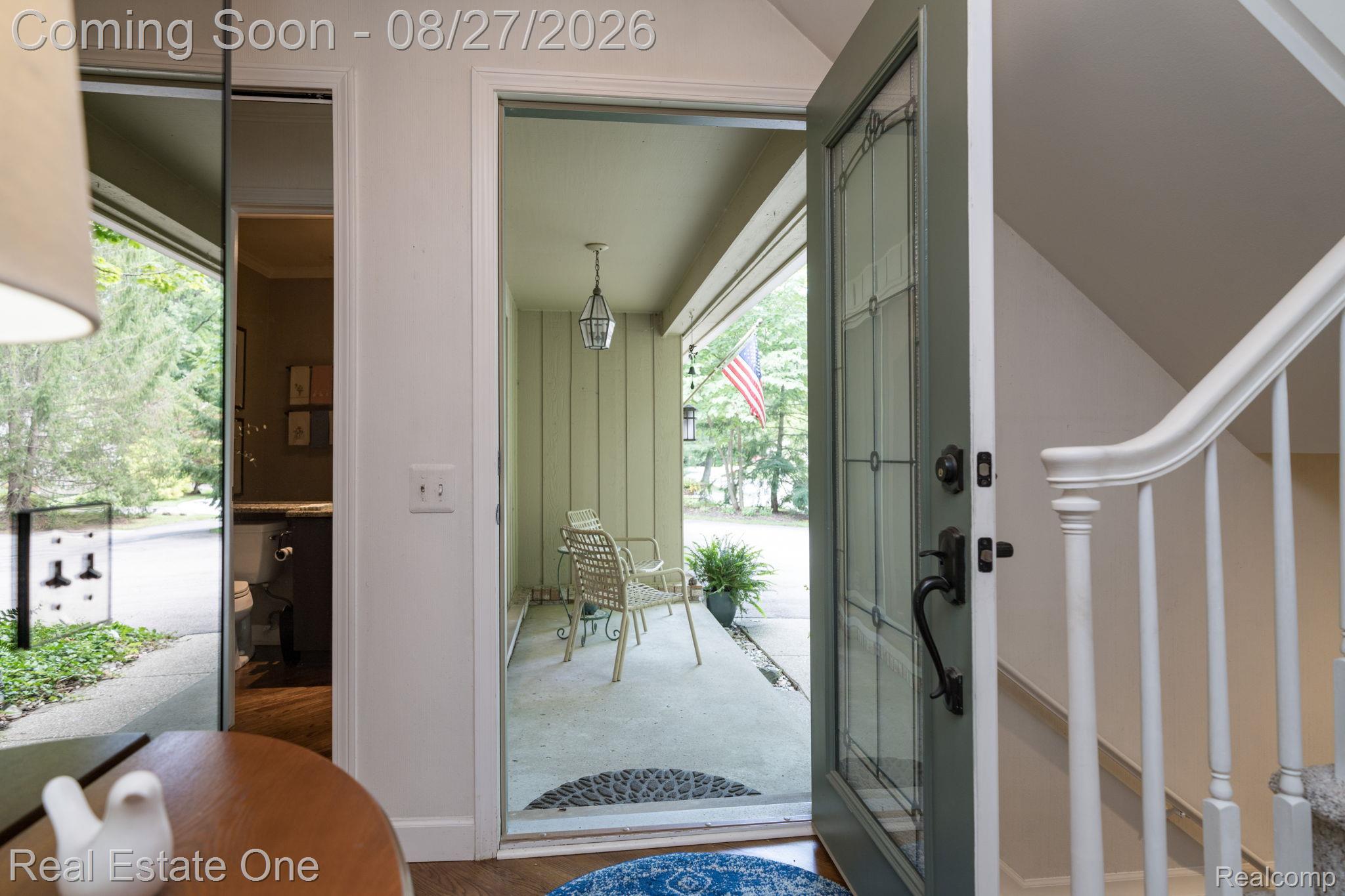 1361 Knollcrest Circle