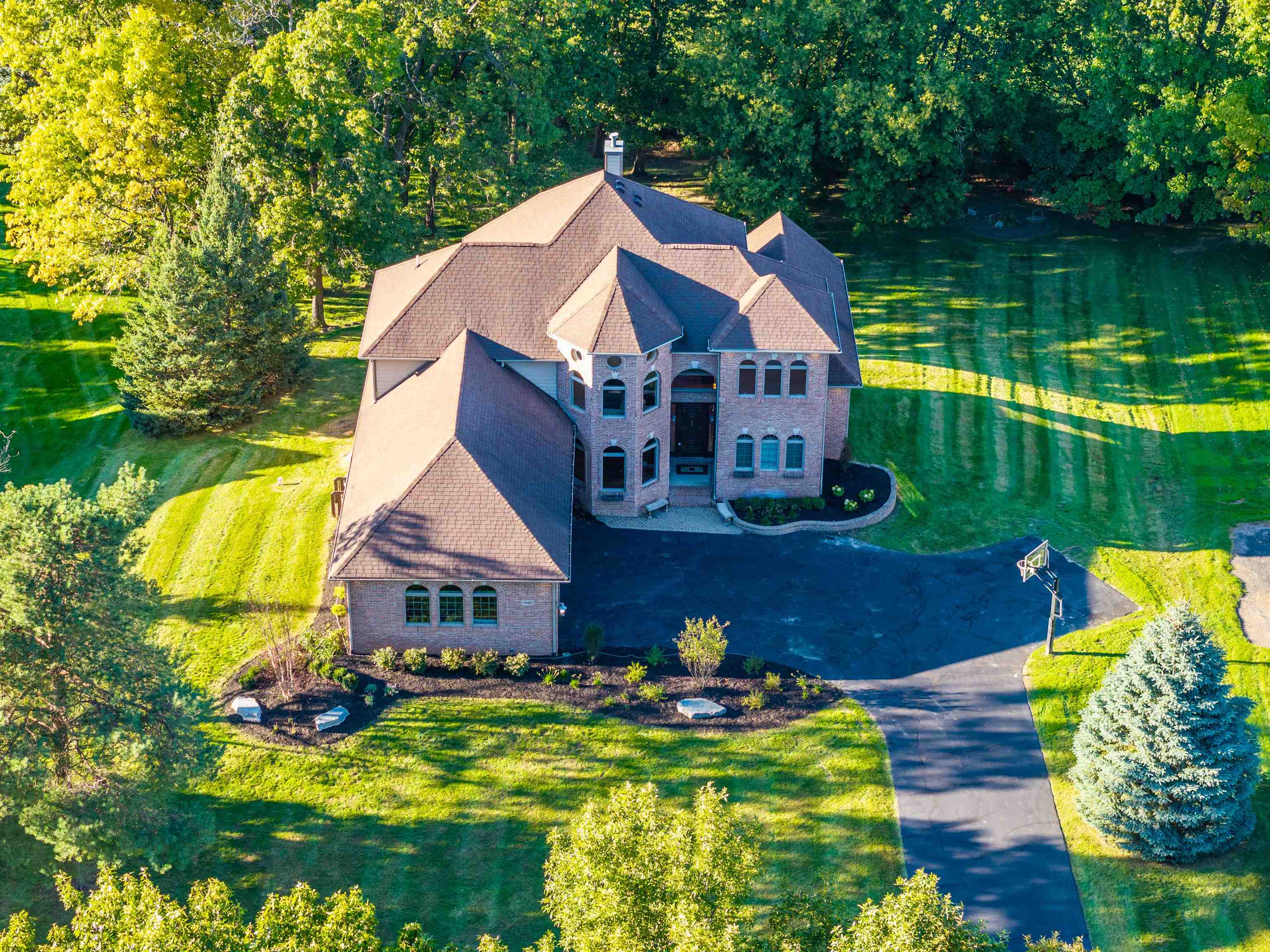 11460 Tyrone Trail