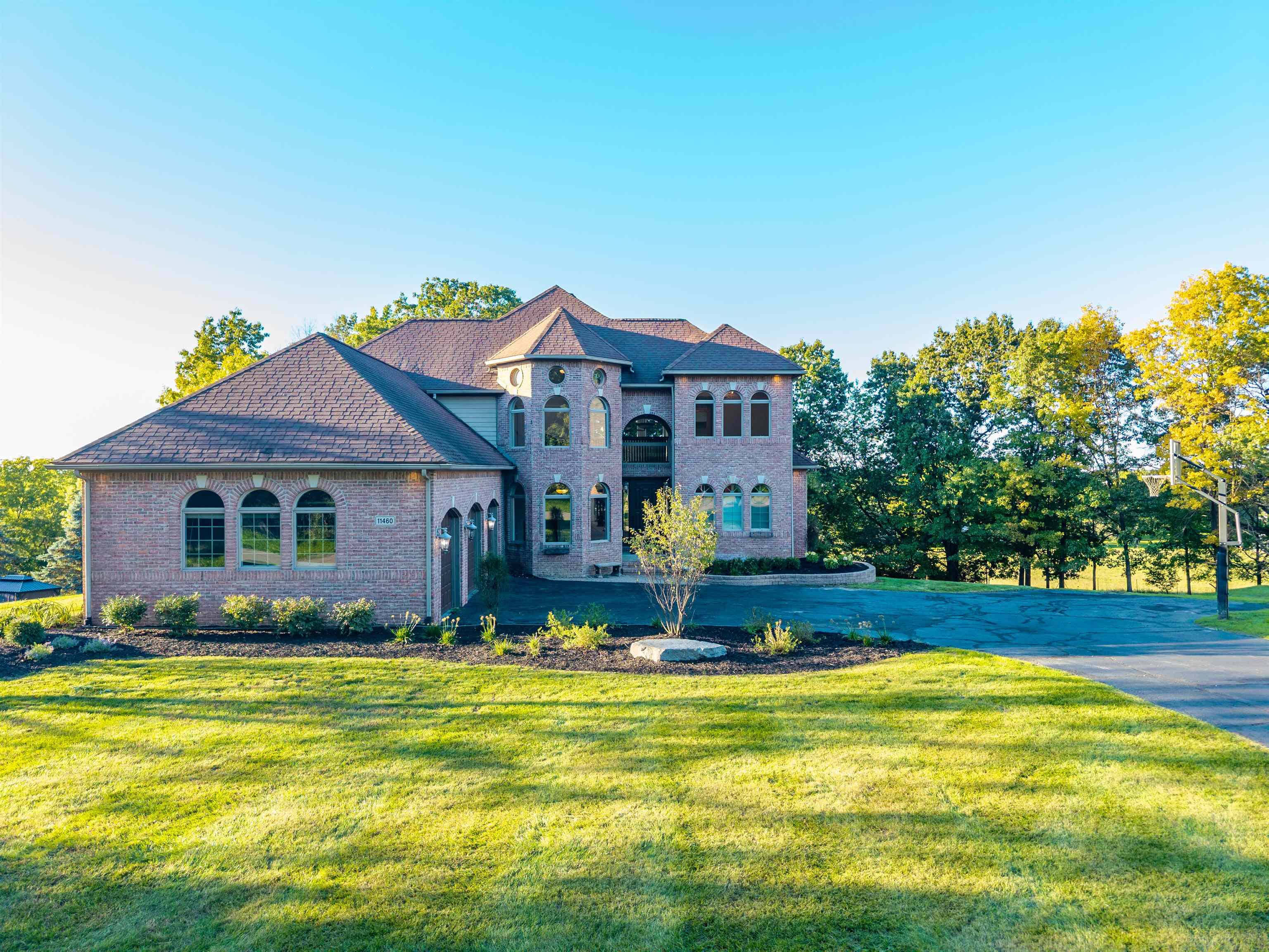 11460 Tyrone Trail