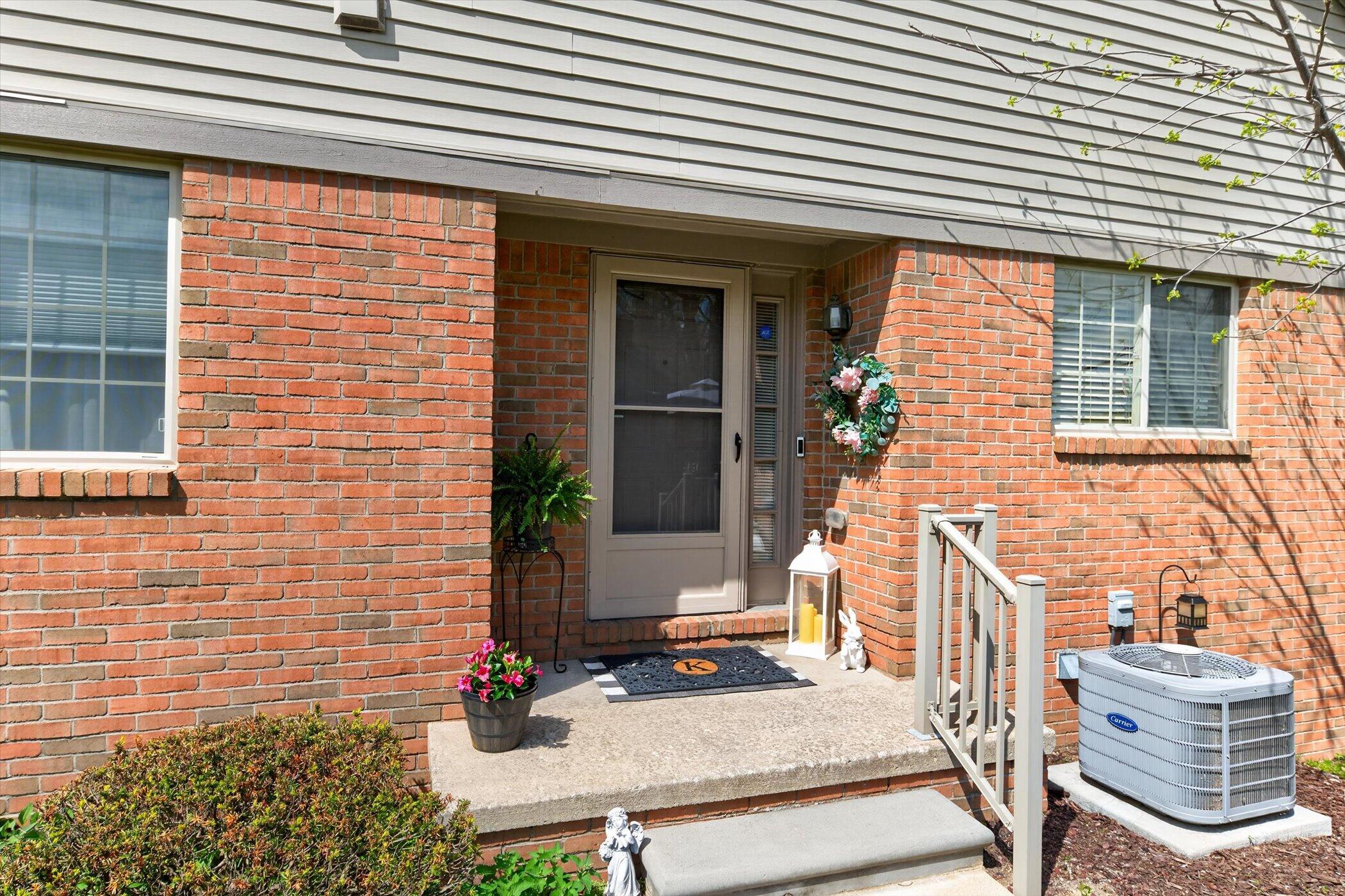 1927 Pebble Creek Drive