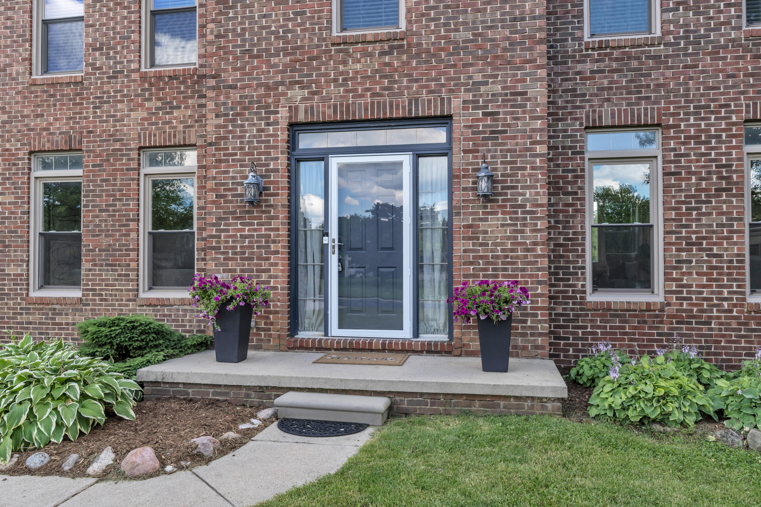 4379 Lori Lynn Lane