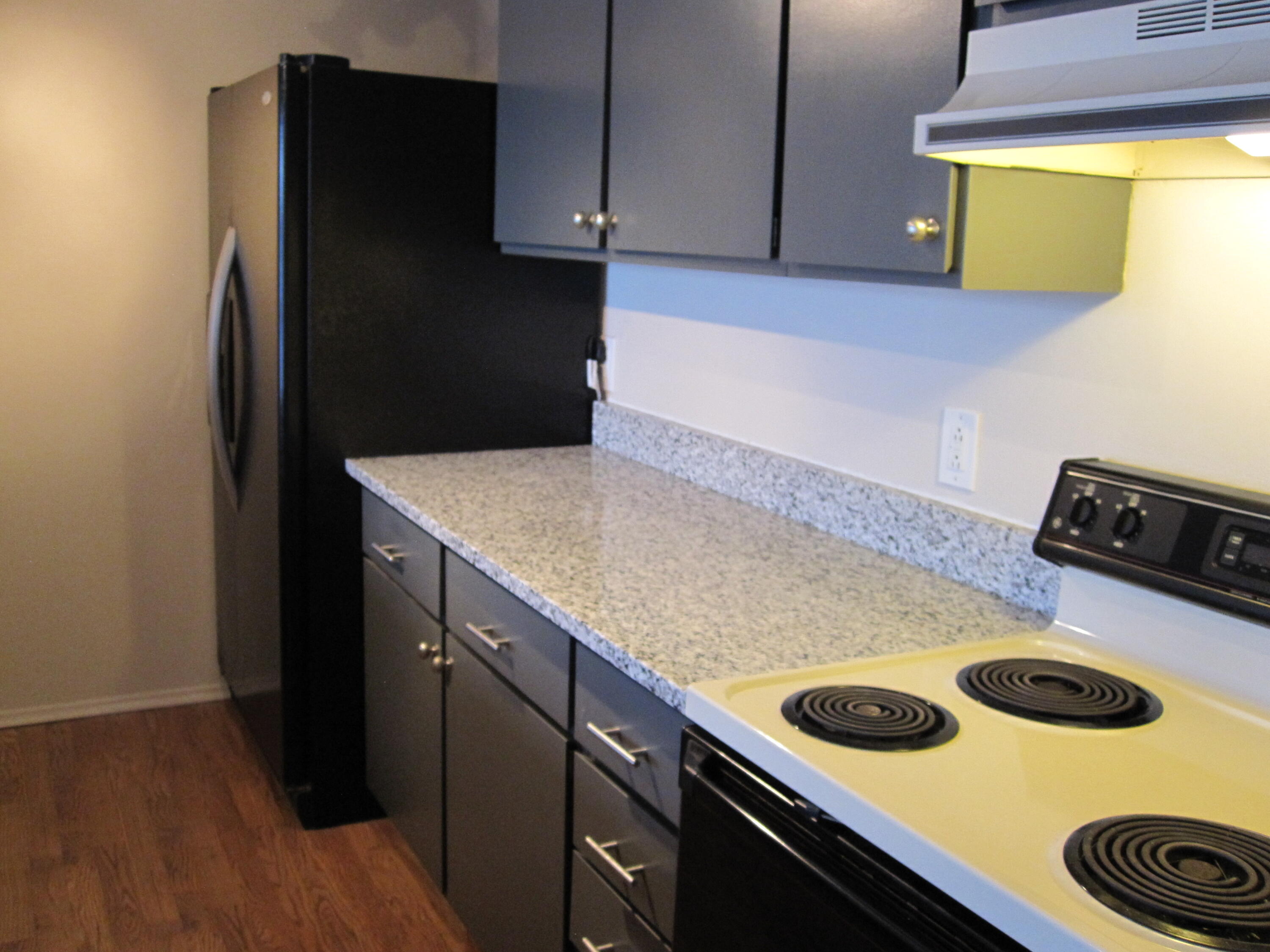 820 Cliffs Drive 306