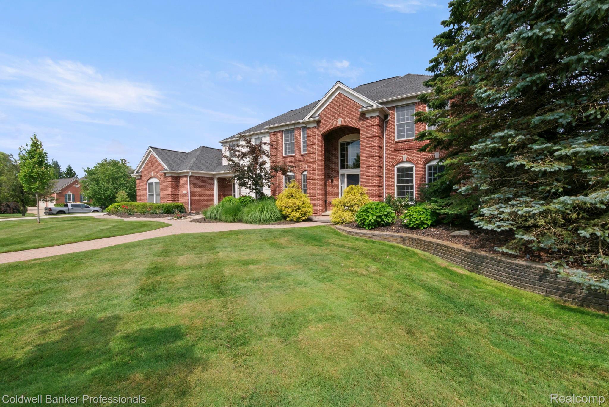 11460 Maple Valley Drive