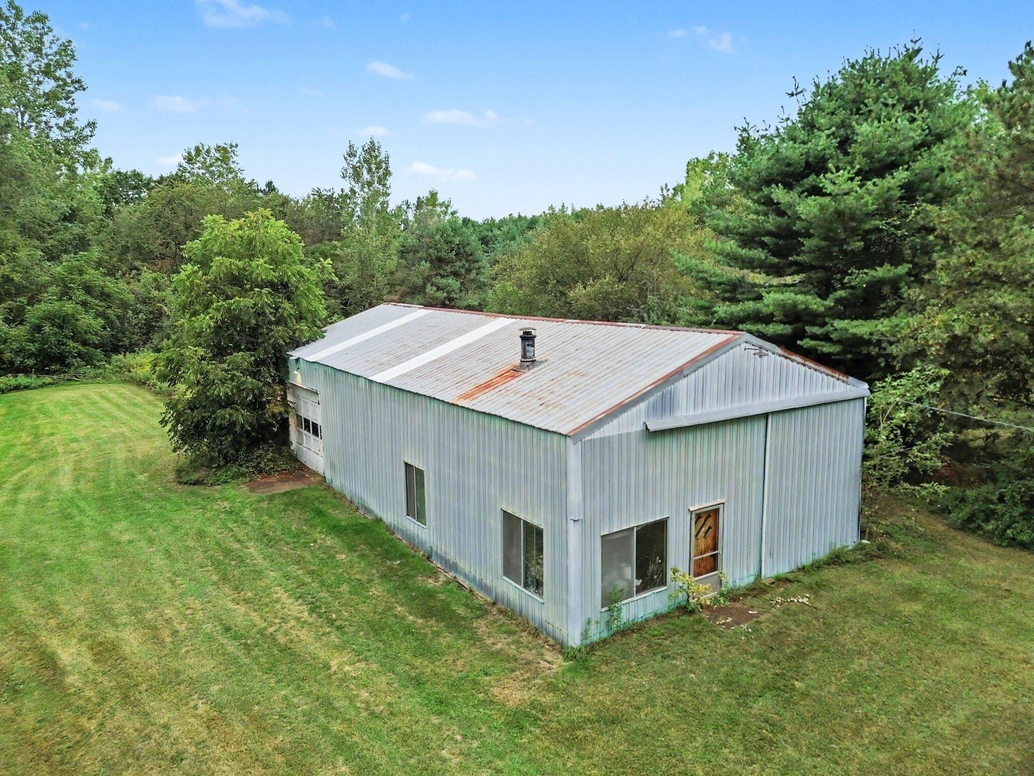 1616 S Loomis Road