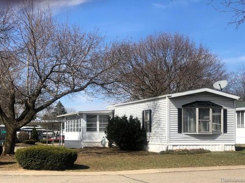 107 Pine Drive Jonesville City MI 49250