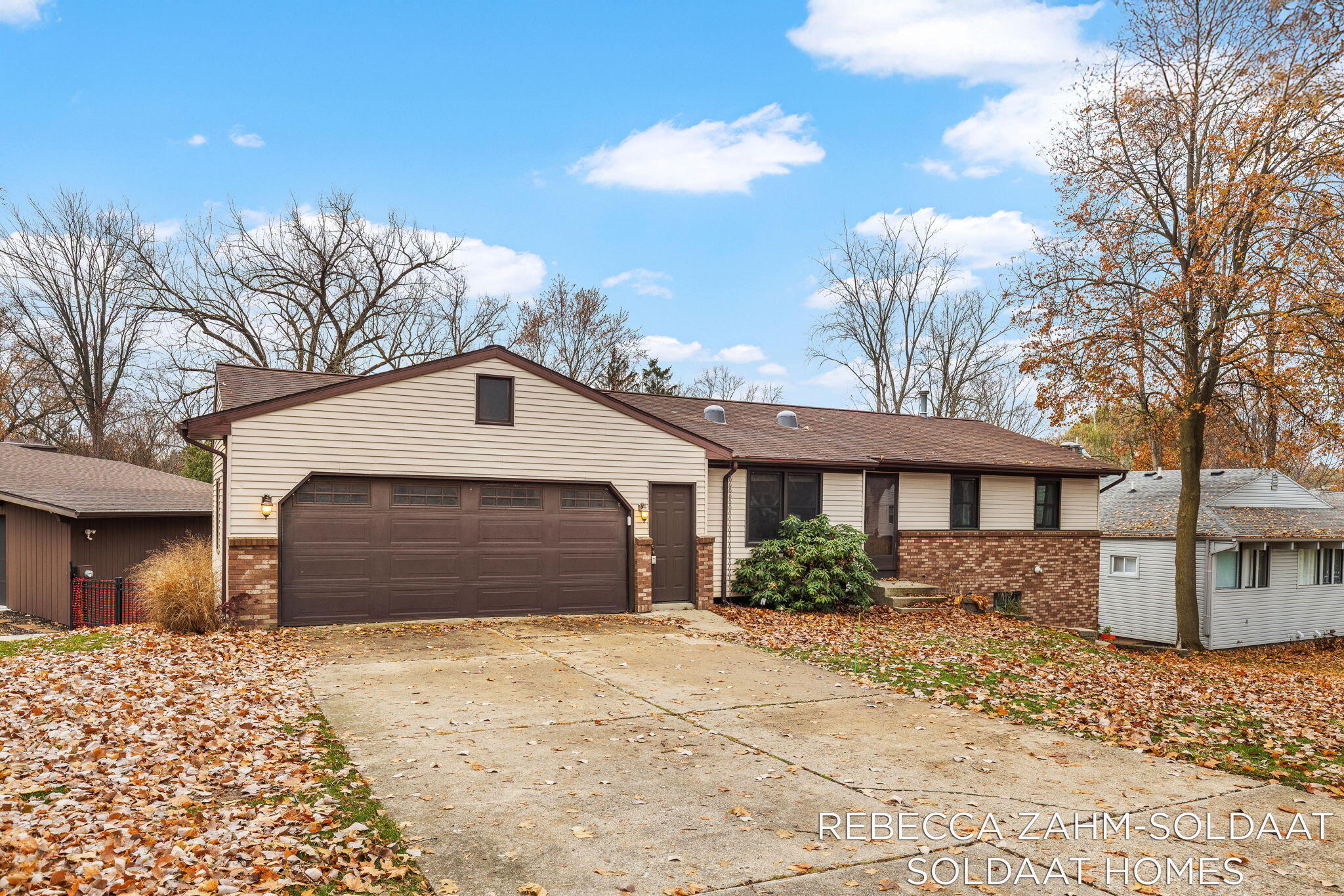 2370 Kent Boulevard NE