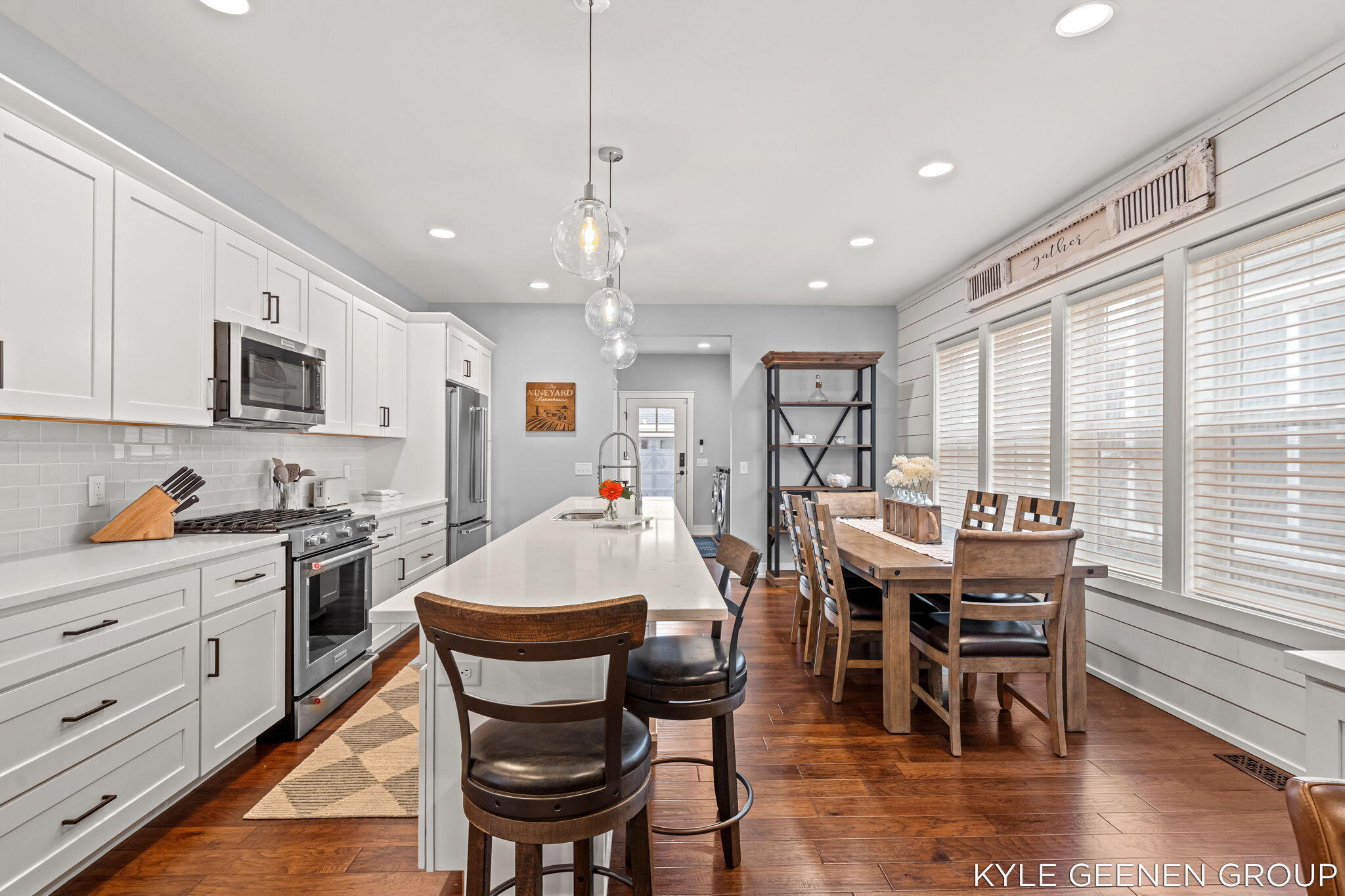 140 W 10th Street