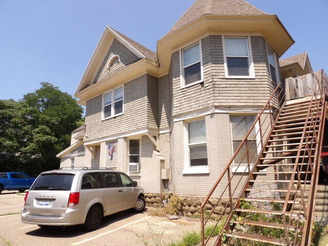 171 North Avenue