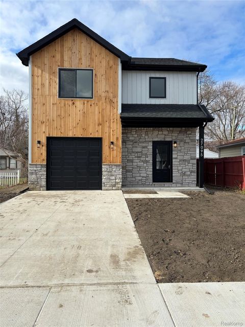 27095 Lawnwood Street Roseville City MI 48066