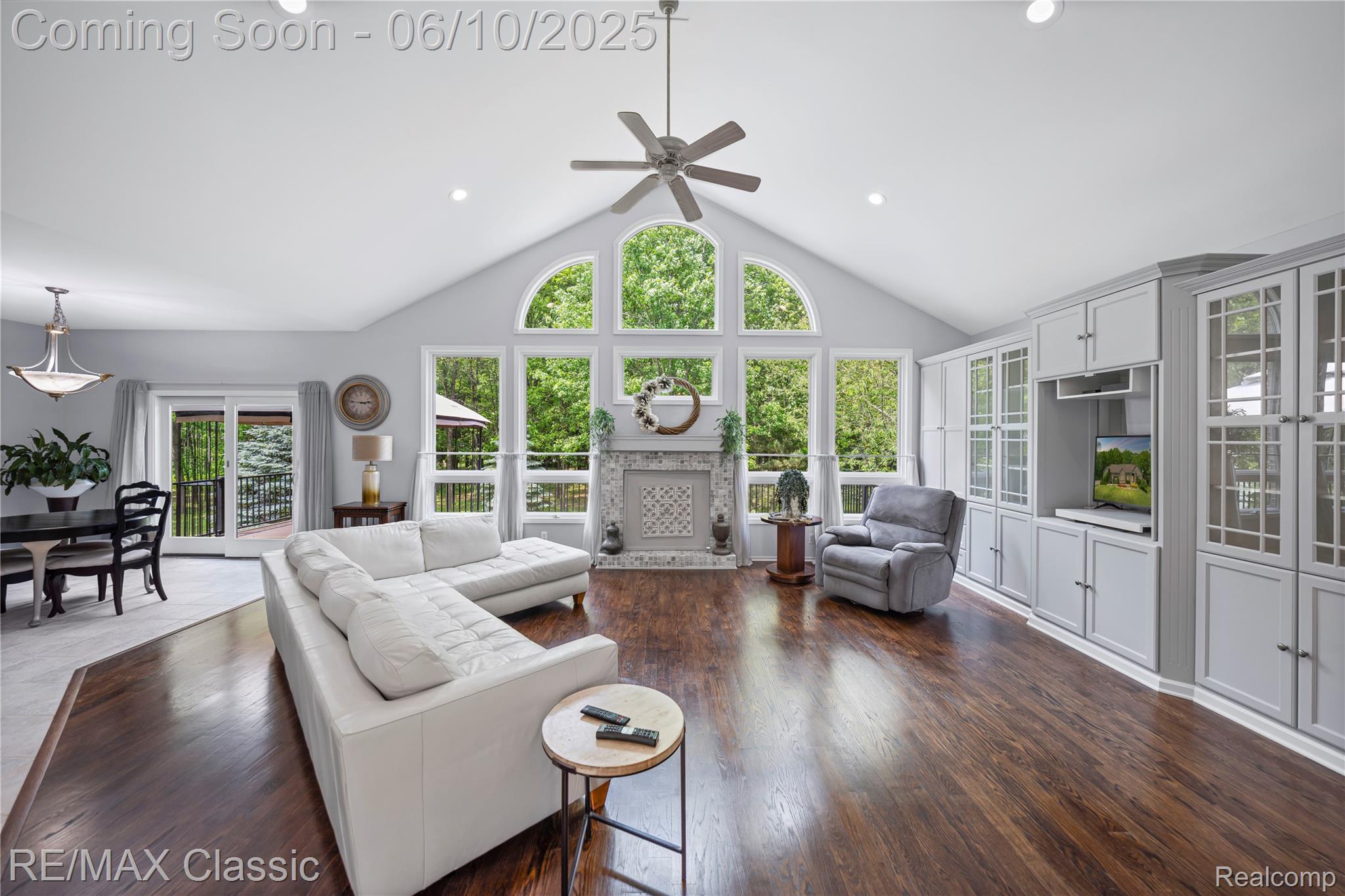946 ADAMS Road