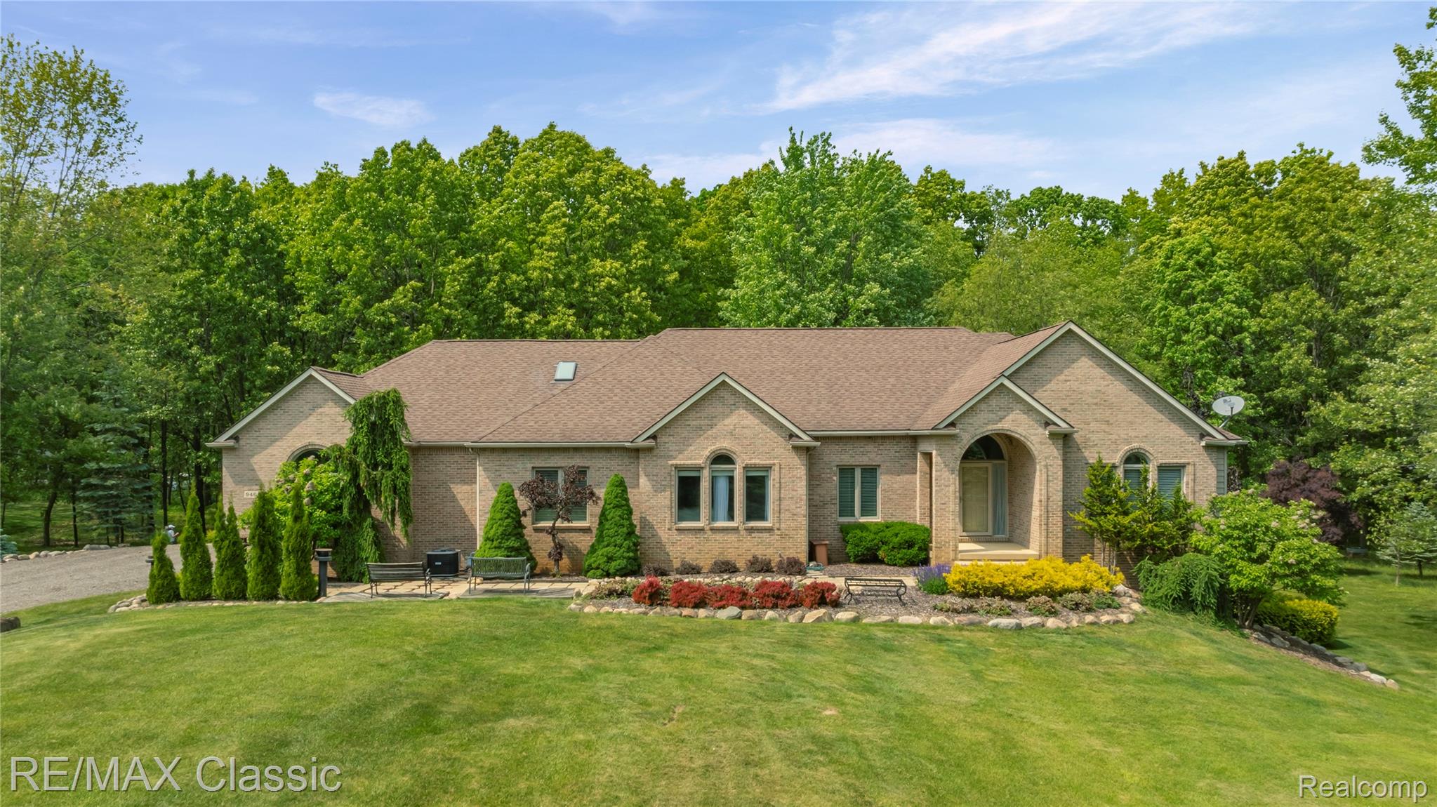 946 ADAMS Road