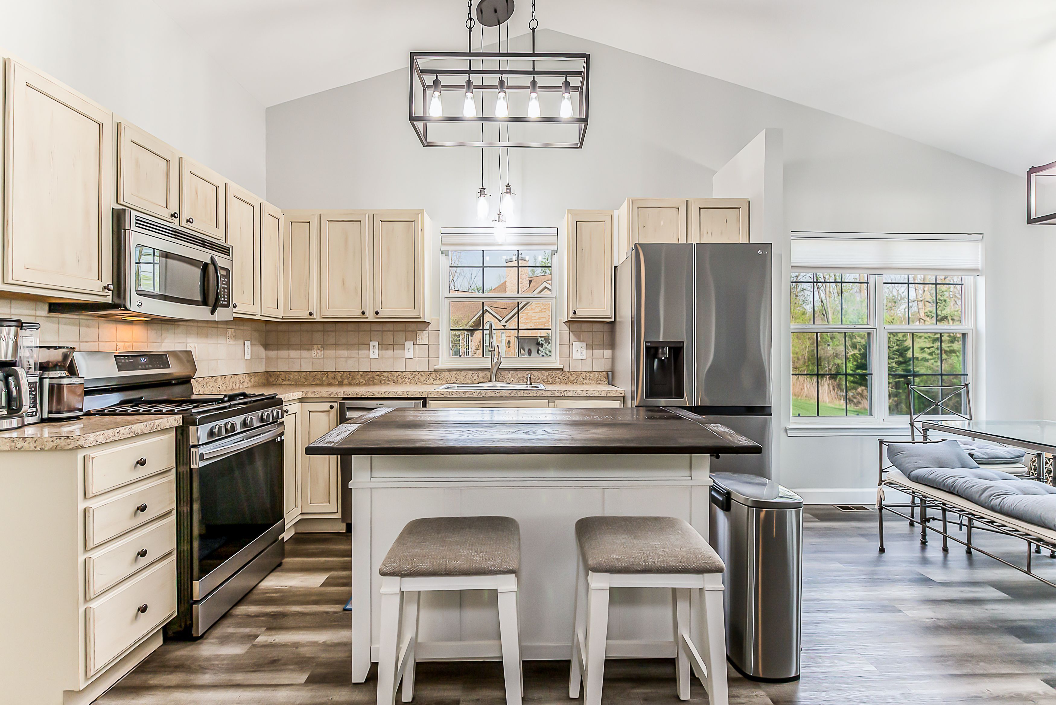338 CHERRY HILL POINTE Drive