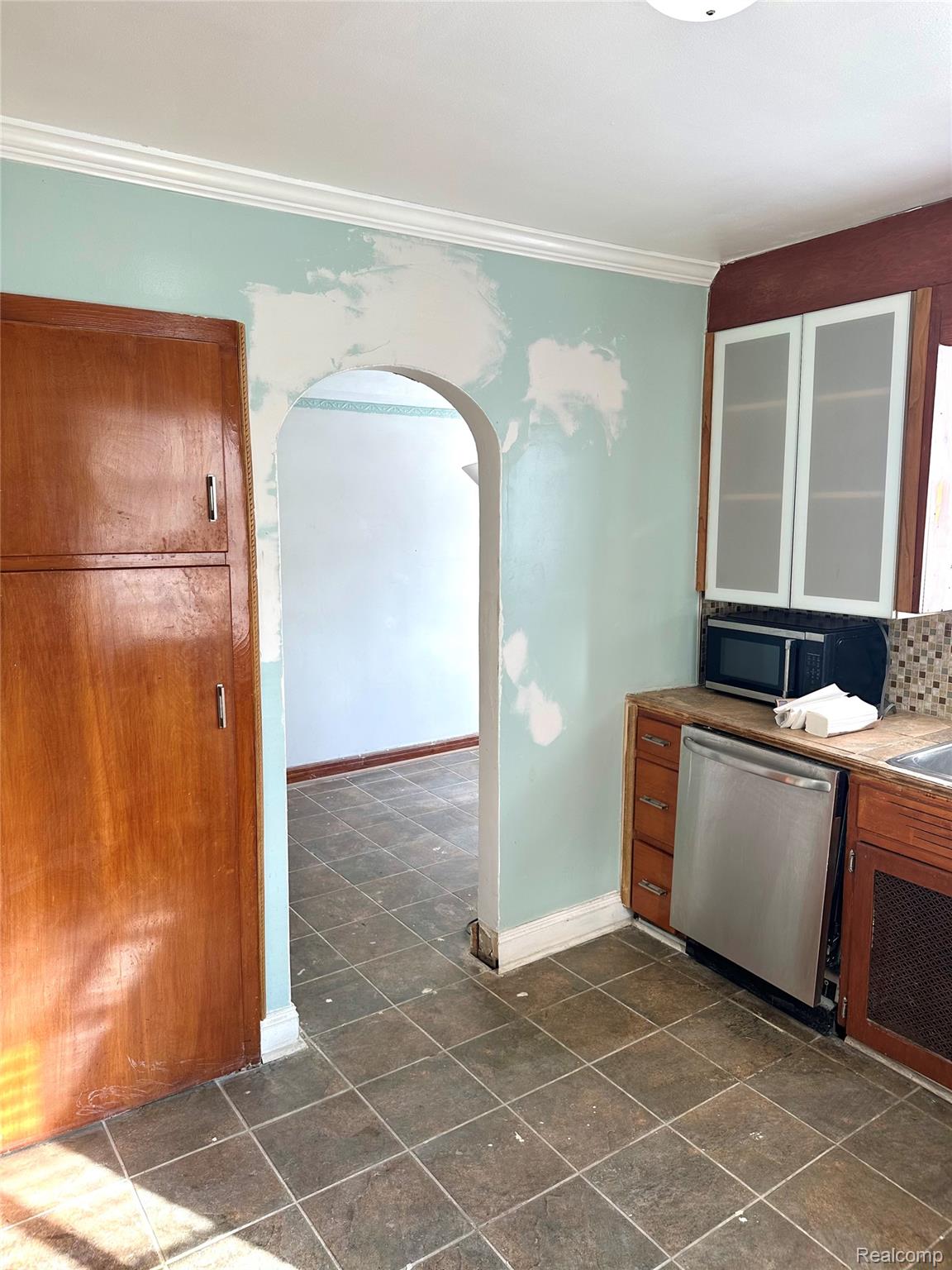 17320 Fairfield Street