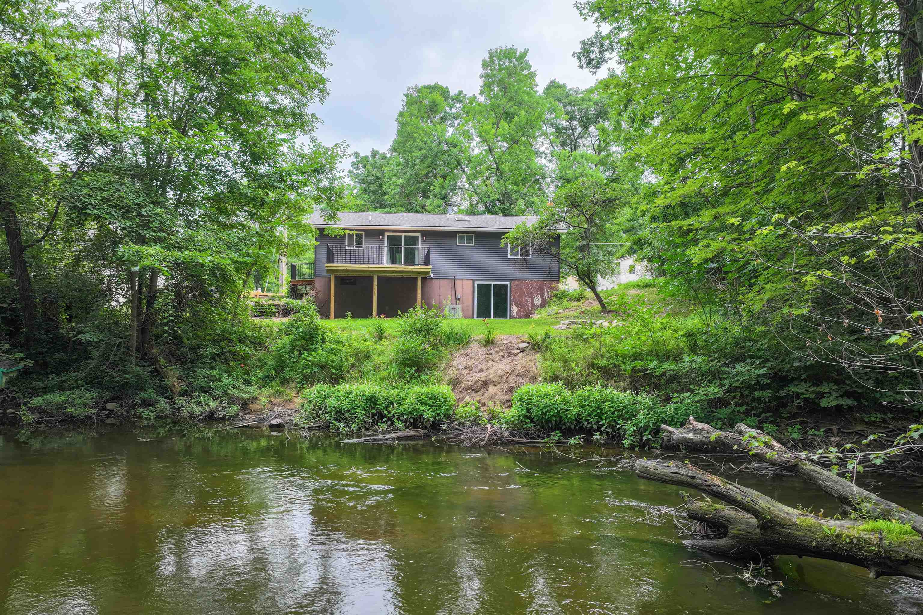 9415 Finch Drive