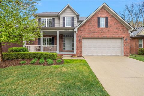 29816 TRAILWOOD Drive Warren City MI 48092