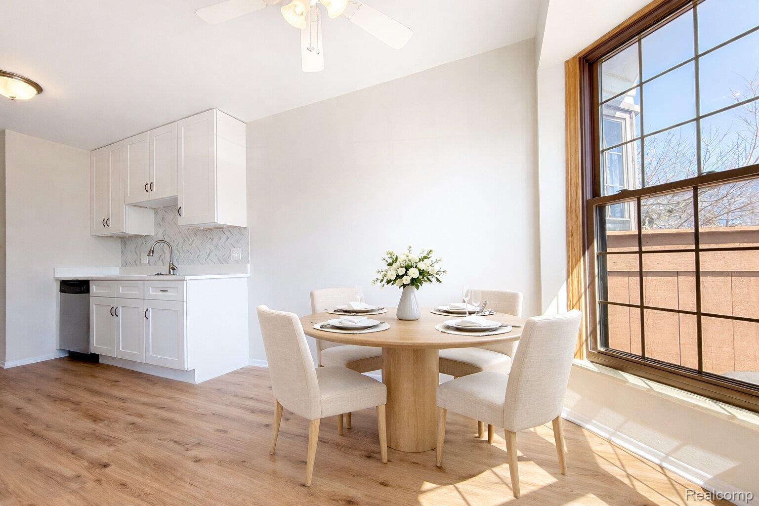 22211 Pondview Unit 27