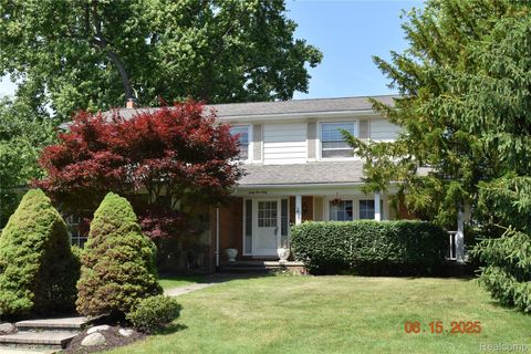 6560 Perham Drive West Bloomfield Charter Township MI 48322
