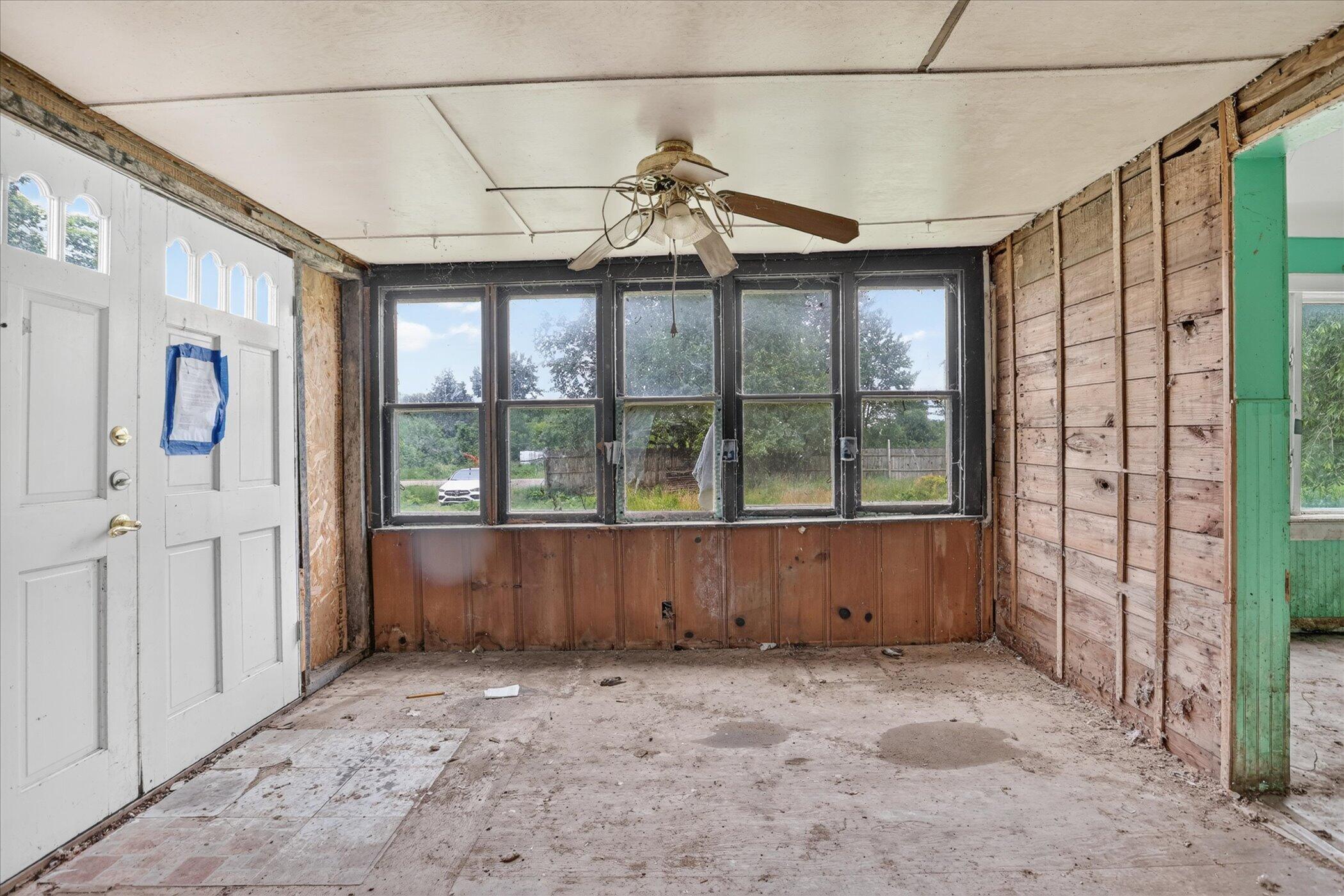 2429 W Huron Line Road