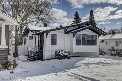 3110 N Main Street Royal Oak City MI 48073