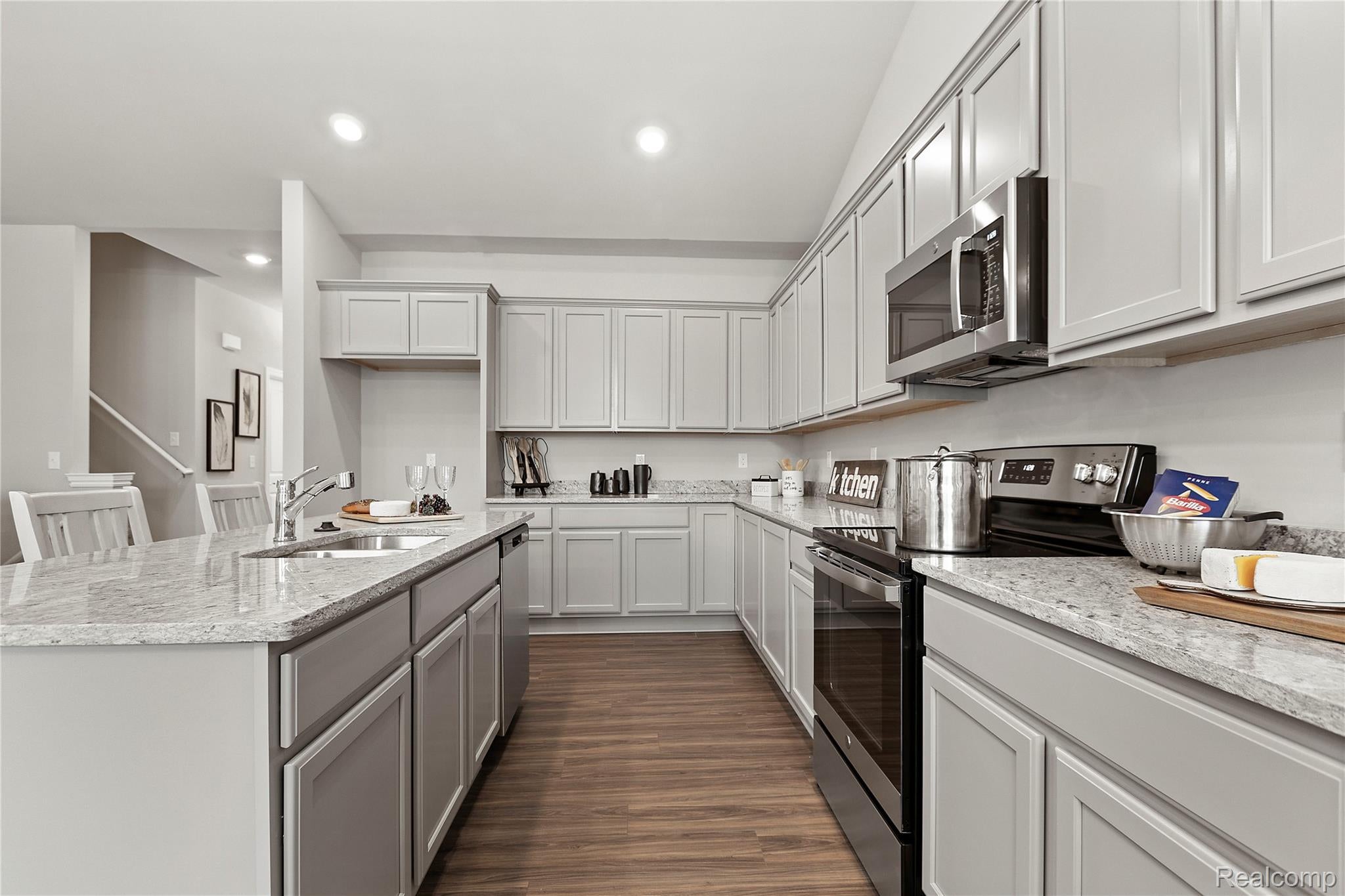 9925 Crossview Trail 126