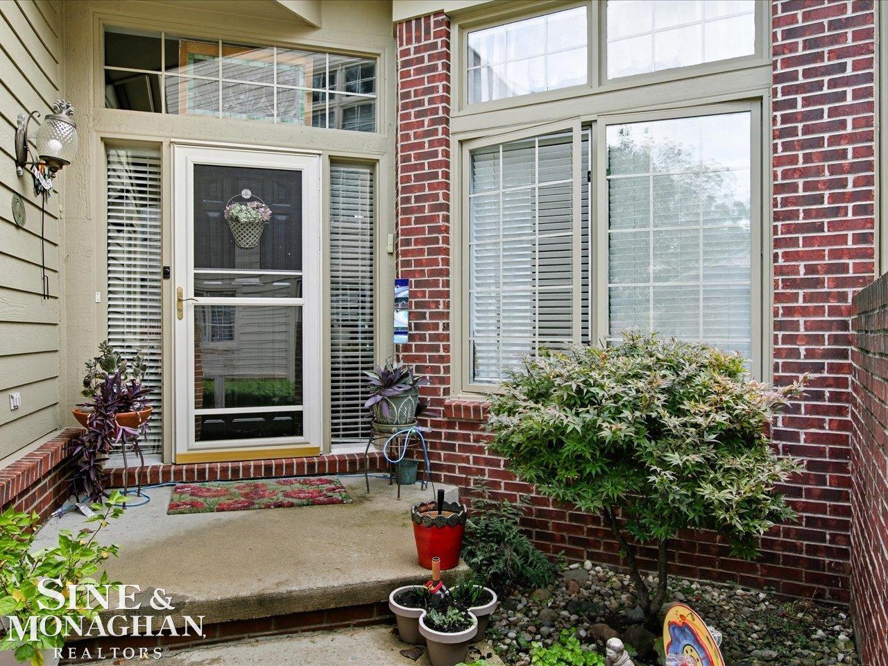 820 Milford Glen Circle